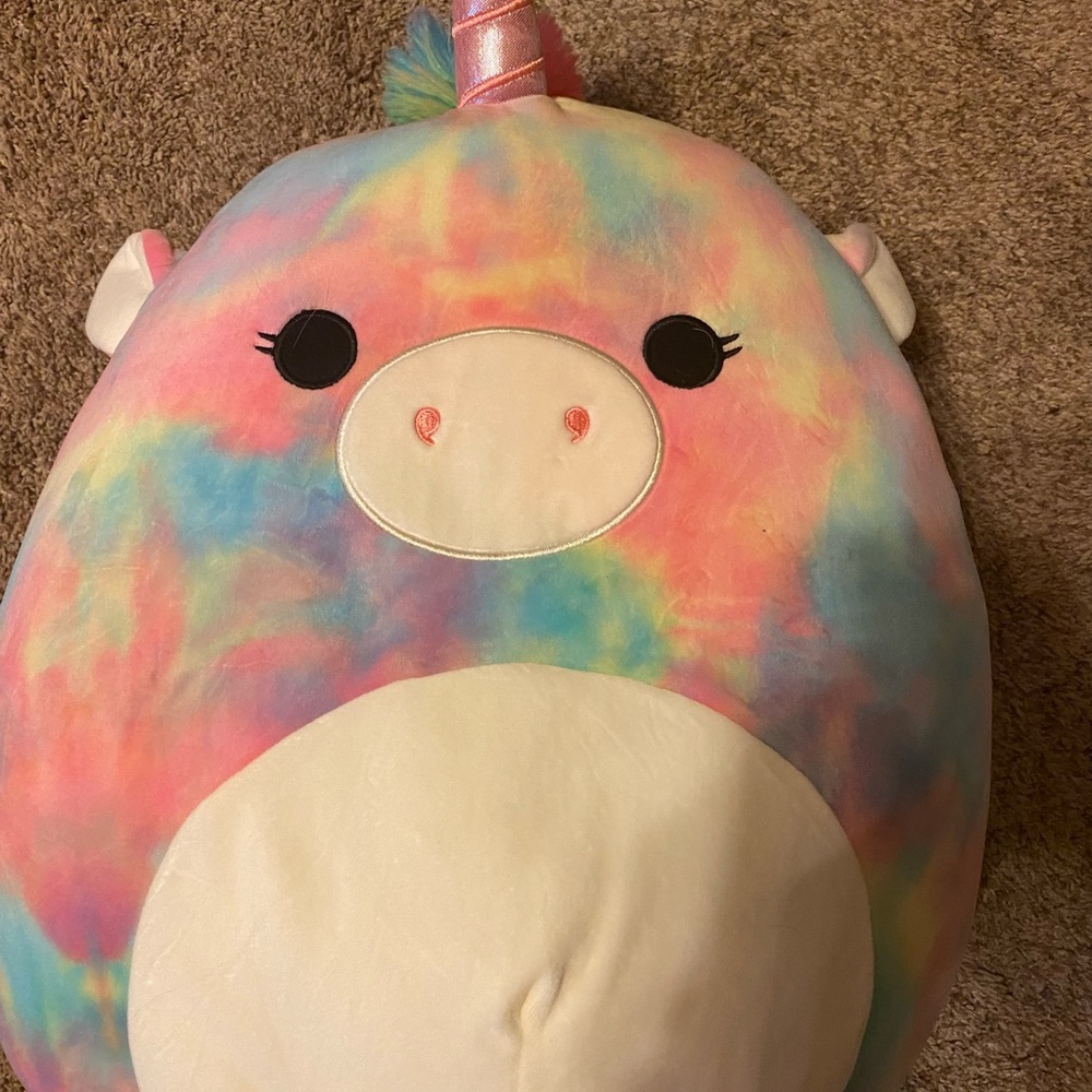 Esmeralda squishmallow